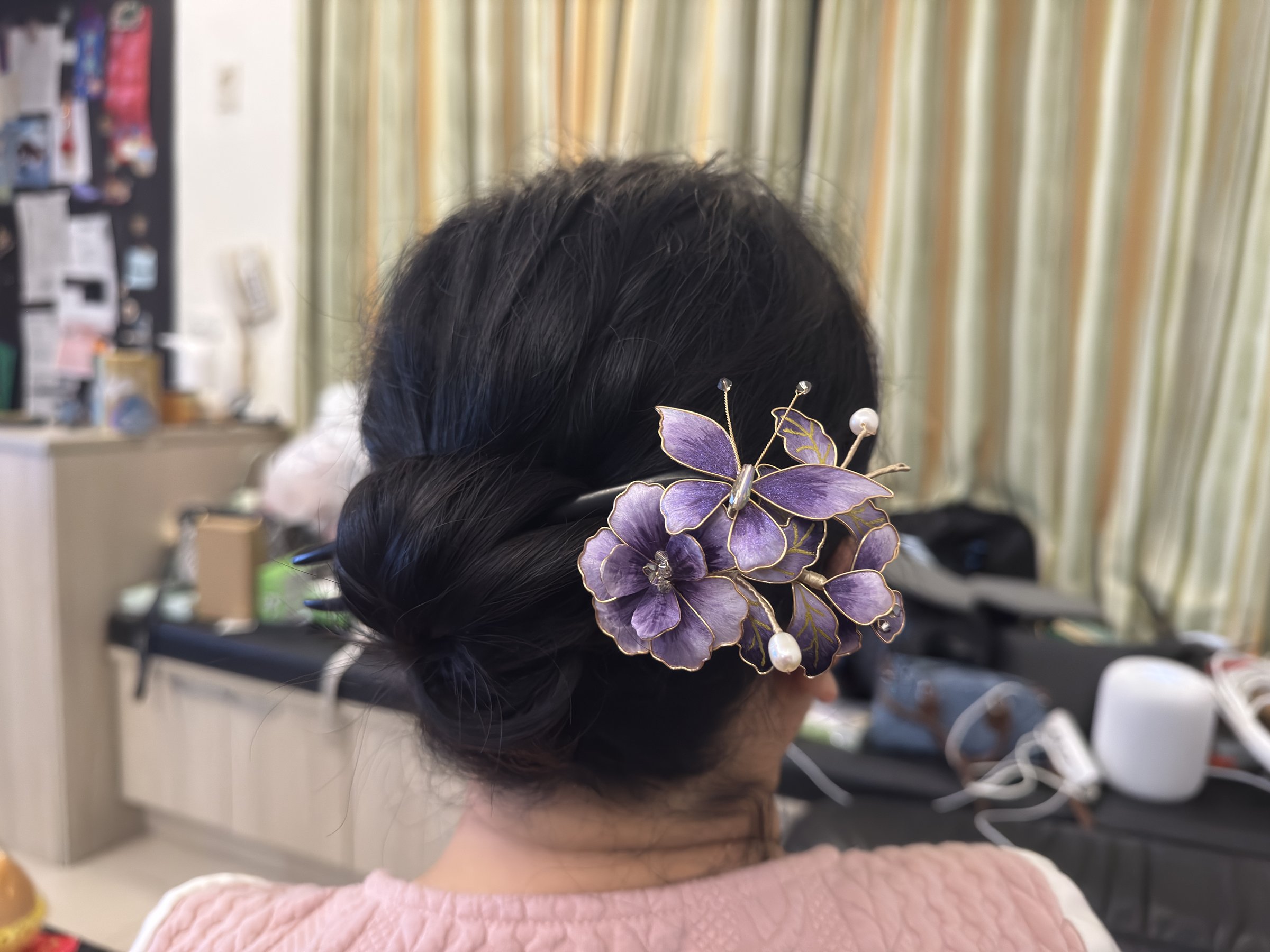 絨花製作 ─ 九道工序 ─ 絨花胸針作品